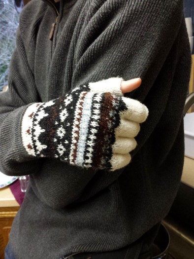The Half Gloves of Sweater Homage